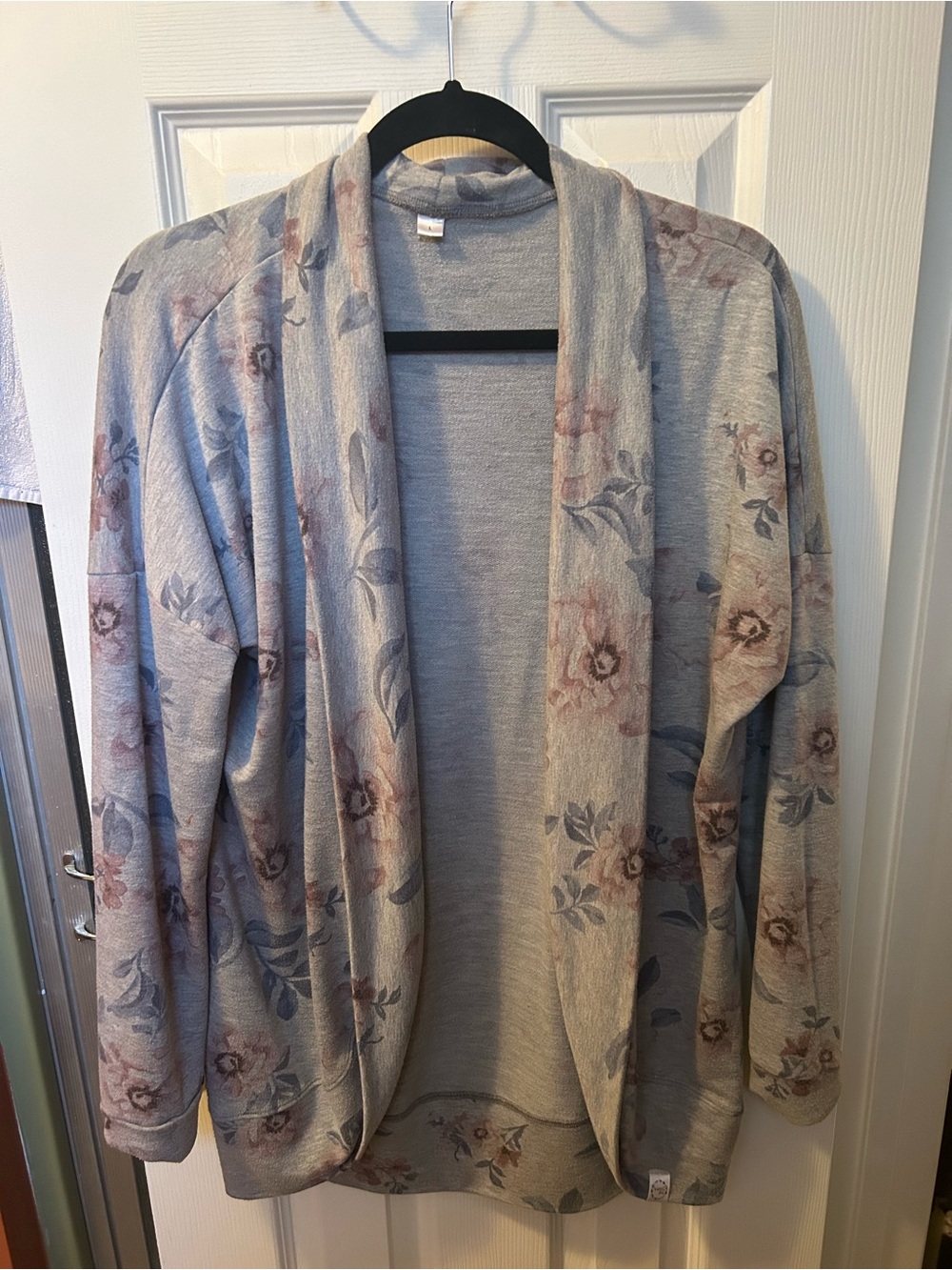 Floral Open-Front Cozy Cardigan Sweater - Light Gray